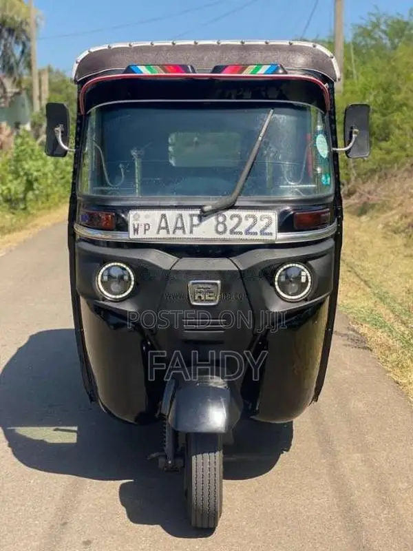 Bajaj 4 Stroke 2014 Three Wheel (Used)