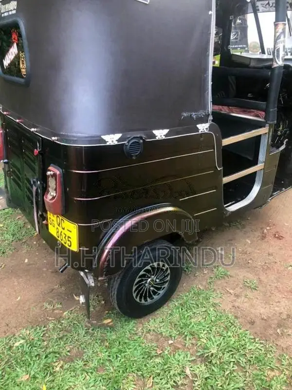 Bajaj RE 2005 Three Wheel (Used)