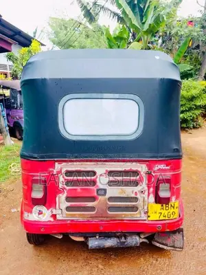 Bajaj 4 stroke 2016 Three Wheel (Used)