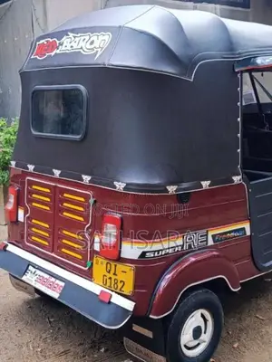 Bajaj 2 Stroke 2006 Three Wheel (Used)