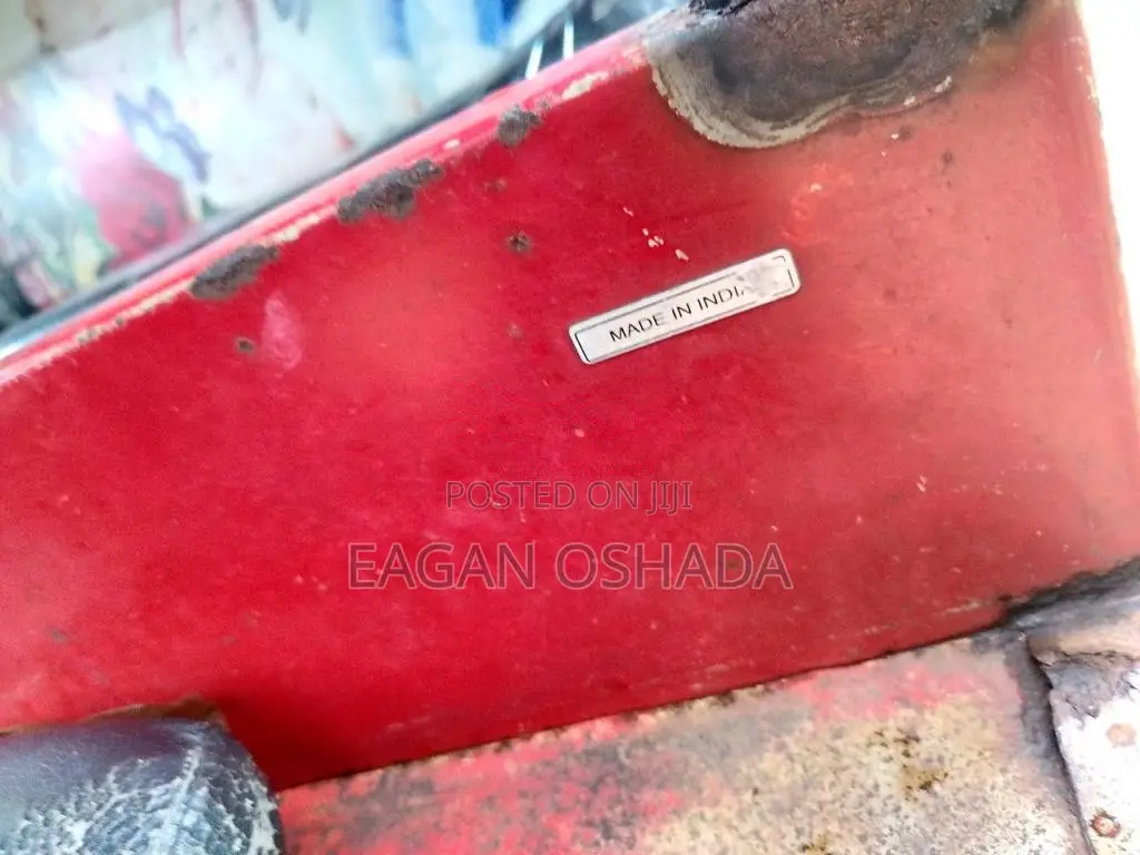 Bajaj 4 stroke 2016 Three Wheel (Used)