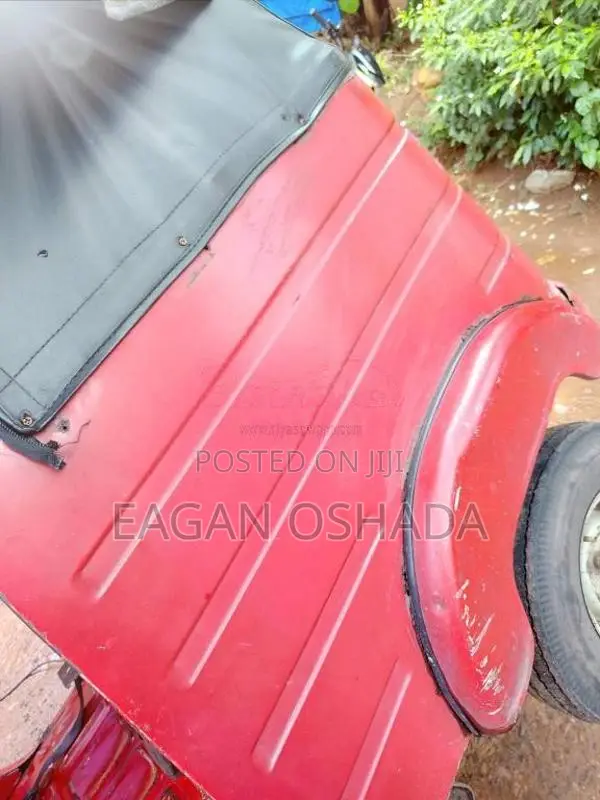 Bajaj 4 stroke 2016 Three Wheel (Used)