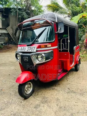 Bajaj Re 2015 Three Wheel (Used)