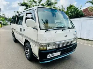Nissan Caravan 1992 Van (Used)