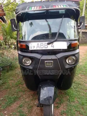 Bajaj 4 Stroke 2015 Three Wheel (Used)
