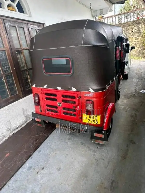 Bajaj RE 2 Stroke 2017 Three Wheel (Used)