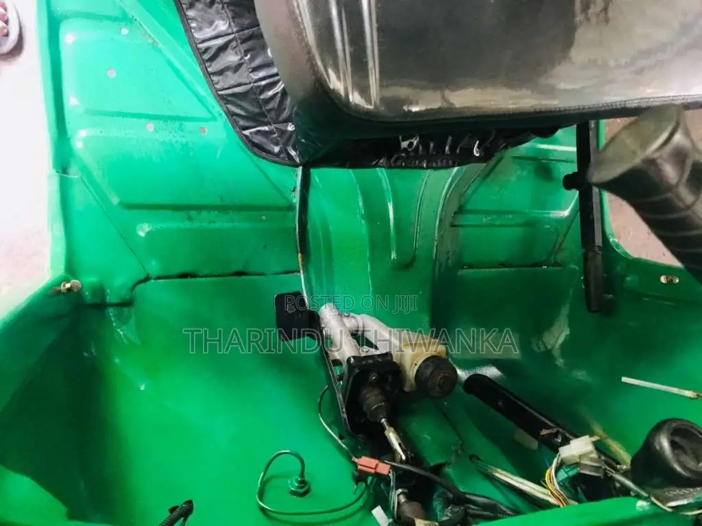Bajaj 2 Stroke 2004 Three Wheel (Used)