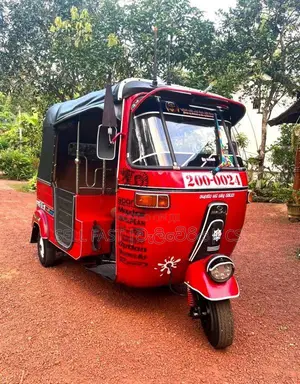 Bajaj RE 2 Stroke 1996 Three Wheel (Used)