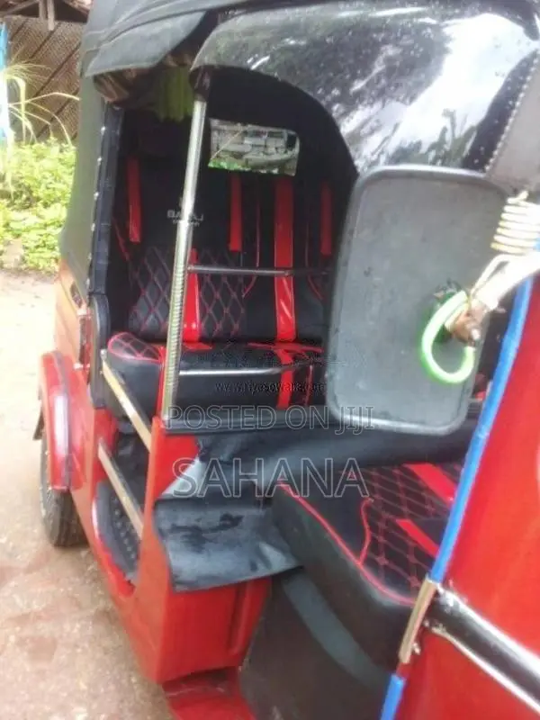 Bajaj RE 2009 Three Wheel (Used)