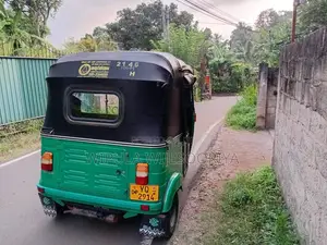 Bajaj 4 stroke 2011 Three Wheel (Used)