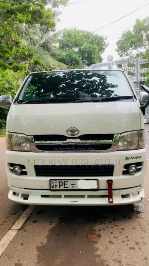 Toyota KDH 2008 Van (Used)