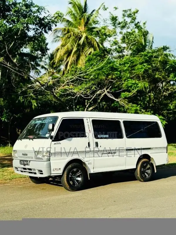 Mazda Bongo Brawny 1993 Van (Used)