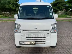 Mitsubishi MiniCab 2015 Van (Used)