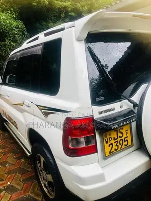 Mitsubishi Pajero Io 2000 SUV (Used)