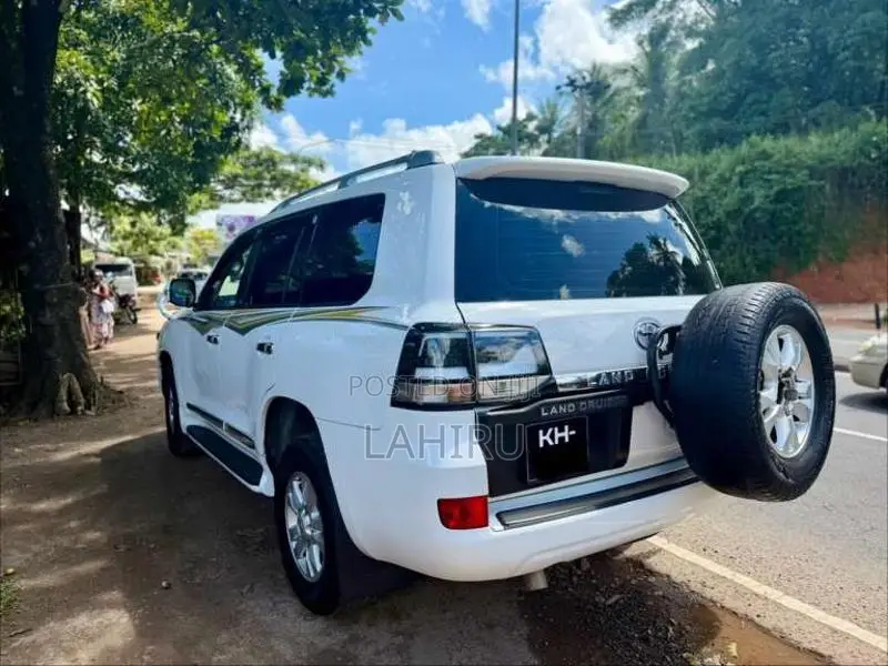 Toyota Land Cruiser Sahara V8 2008 SUV (Used)