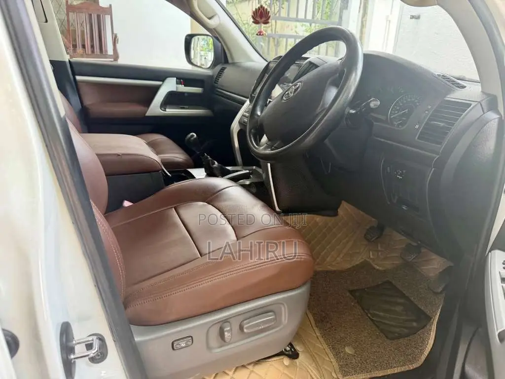 Toyota Land Cruiser Sahara V8 2008 SUV (Used)