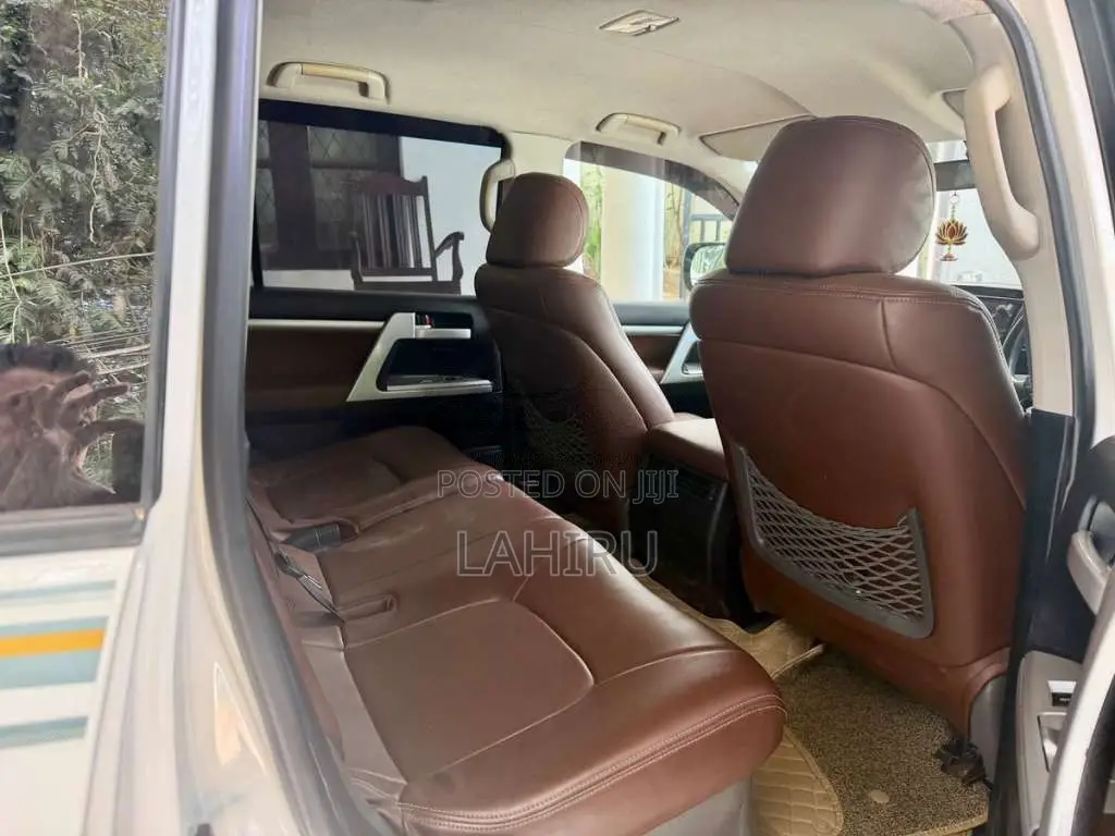 Toyota Land Cruiser Sahara V8 2008 SUV (Used)