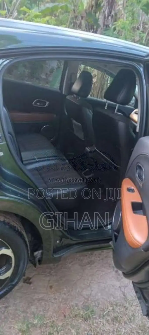 Honda Vezel Orange Pack 2014 SUV (Used)