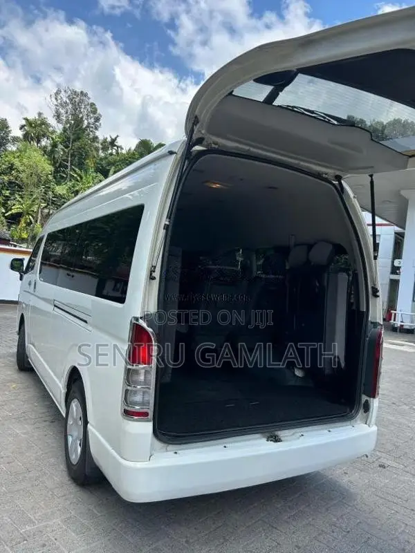 Toyota Kdh 223 High Roof 2015 Van (Used)