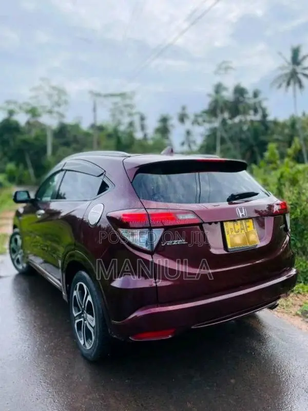 Honda Vezel Z Grade Oriange 2014 SUV (Used)