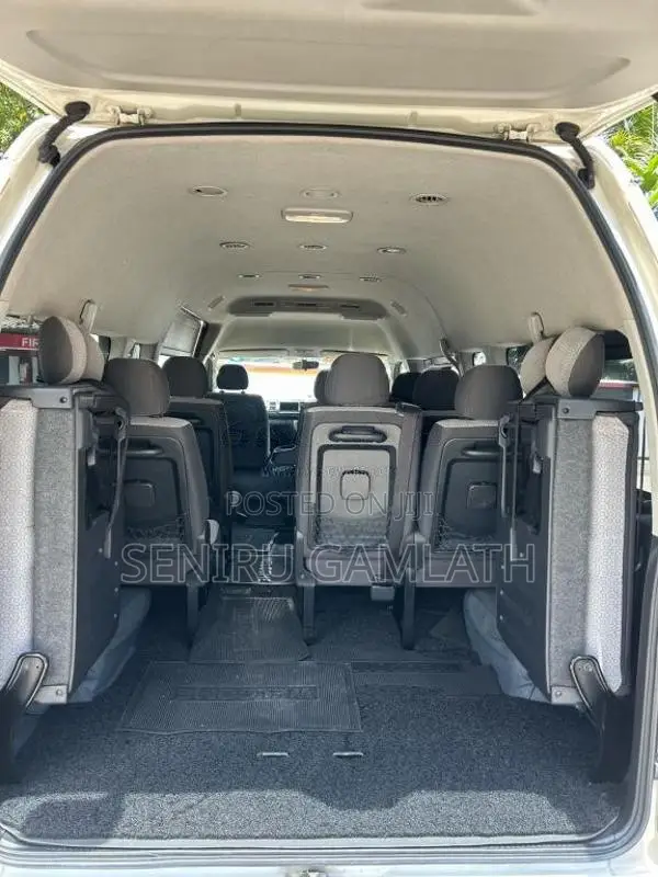 Toyota Kdh 223 High Roof 2015 Van (Used)