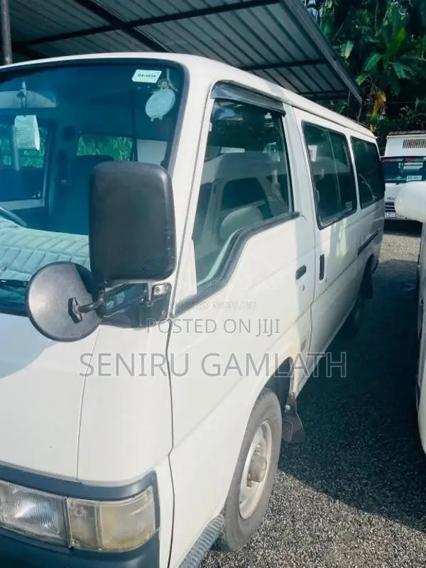 Nissan Caravan 1997 Van (Used)