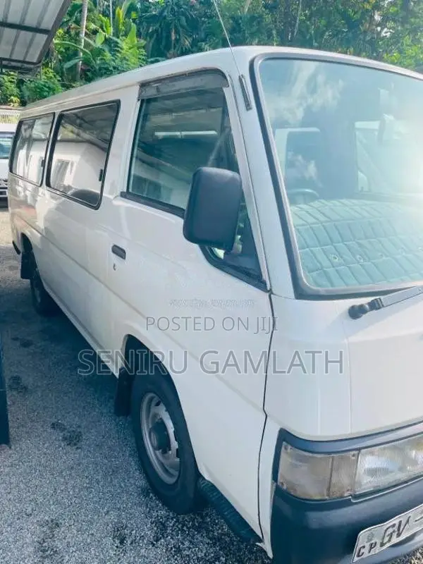 Nissan Caravan 1997 Van (Used)
