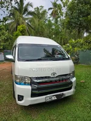 Toyota KDH High Roof 2013 Van (Used)