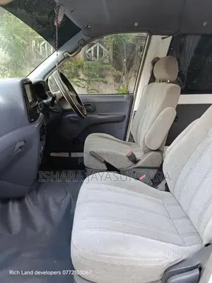 Toyota Noah Kr42 1999 Van (Used)