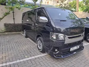 Toyota KDH 2006 Van (Used)