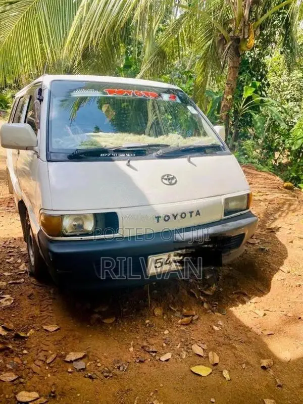 Toyota CR27 1989 Van (Used)