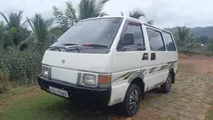 Nissan Vanette C22 1988 Van (Used)