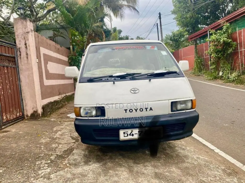 Toyota CR27 1989 Van (Used)