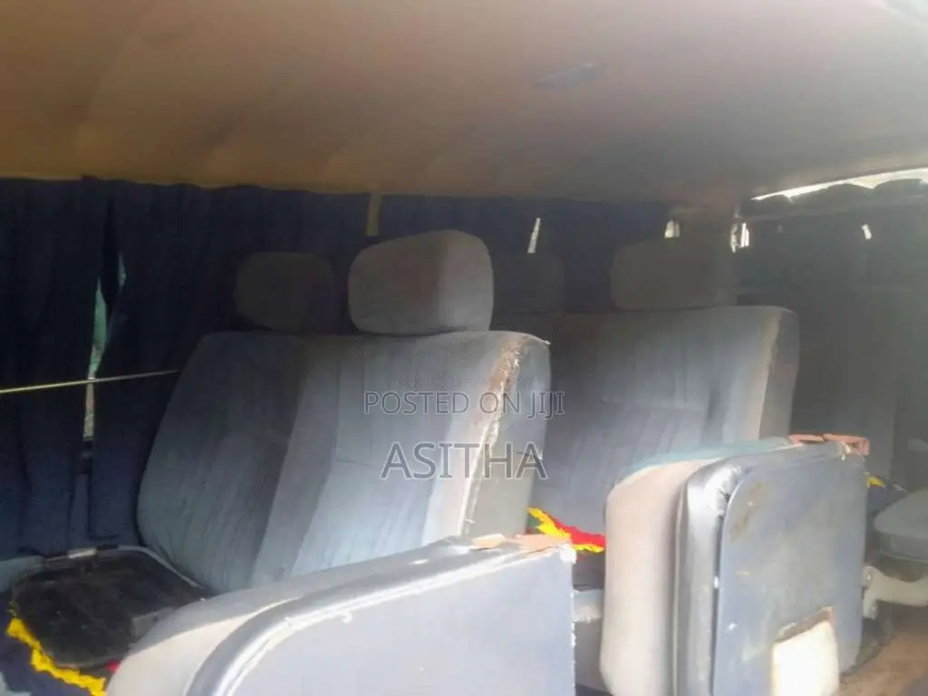 Toyota Shell 1989 Van (Used)