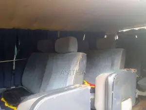 Toyota Shell 1989 Van (Used)