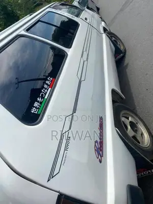 Toyota CR27 1989 Van (Used)