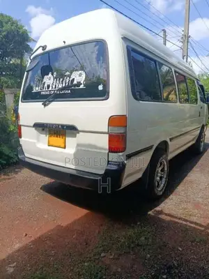 Toyota Dolphin Super Long 1998 Van (Used)
