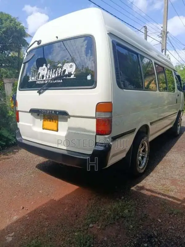 Toyota Dolphin Super Long 1998 Van (Used)