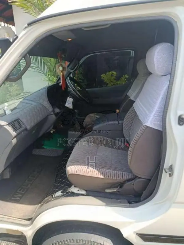 Toyota Dolphin Super Long 1998 Van (Used)