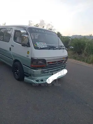 Toyota HIACE 1993 Van (Used)