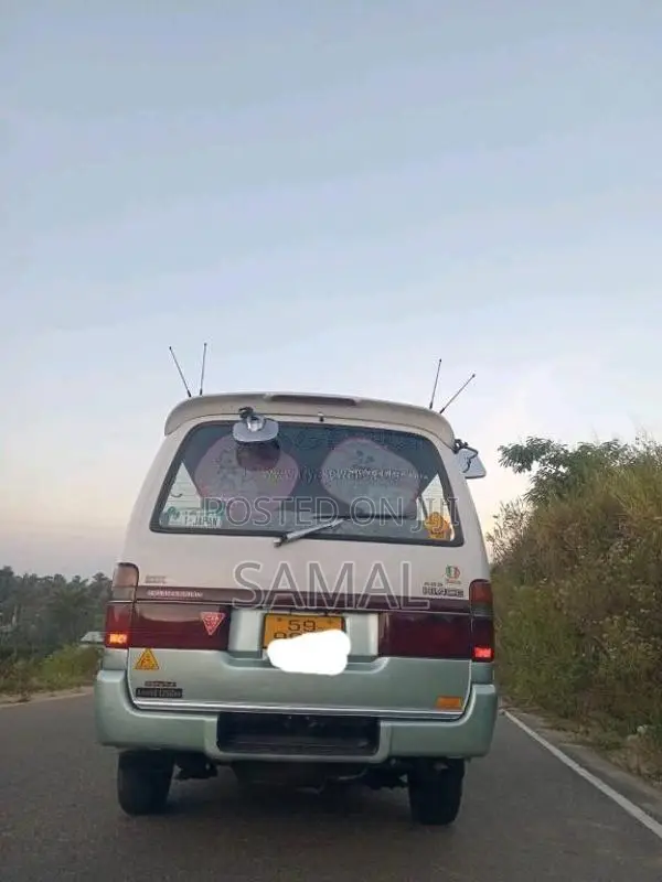 Toyota HIACE 1993 Van (Used)