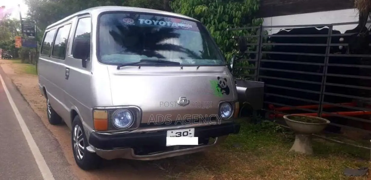 Toyota LH30 1982 Van (Used)