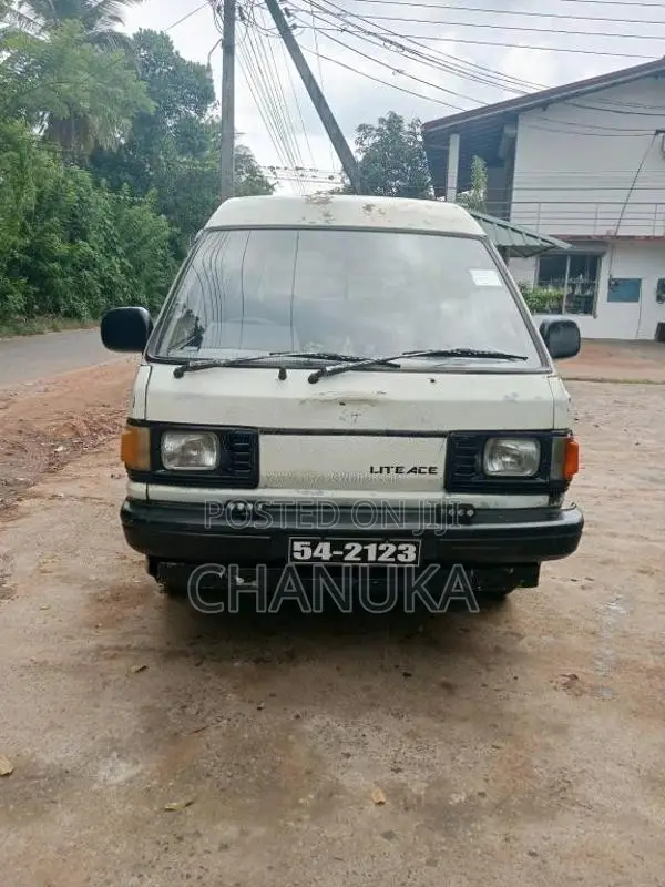Toyota CM36 1990 Van (Used)