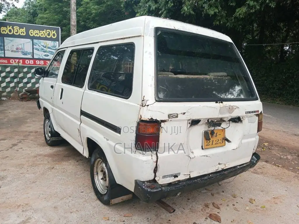 Toyota CM36 1990 Van (Used)