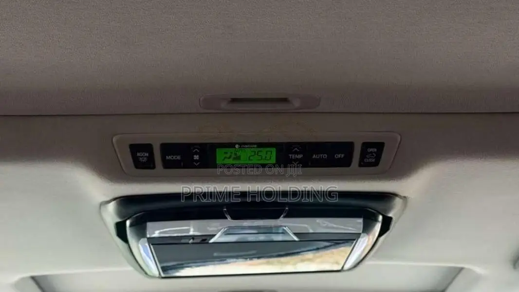 Toyota Vellfire Executive Lounge 2014 Van (Used)