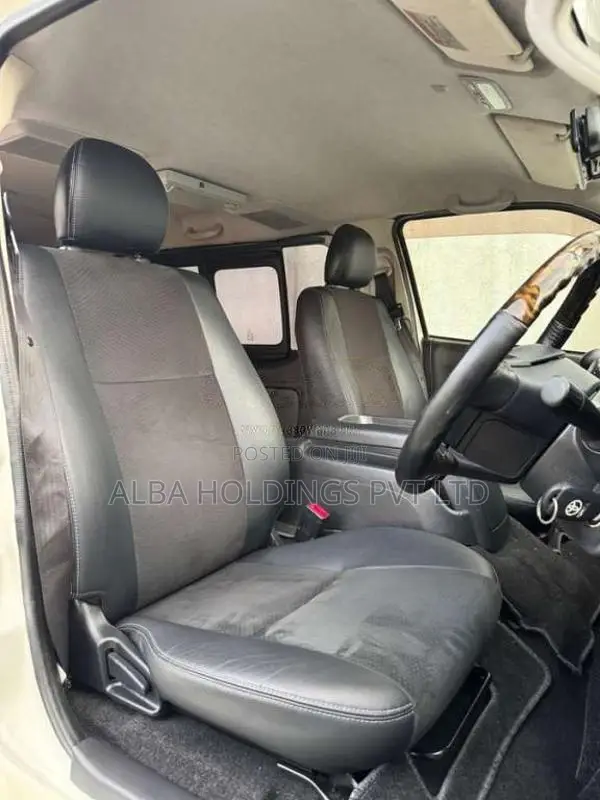 Toyota Hiace KDH TRH Super GL 2015 Van (Used)