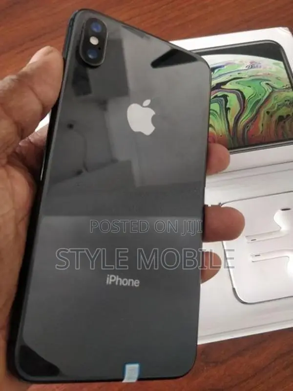 Apple iPhone XS Max 64GB (Used)