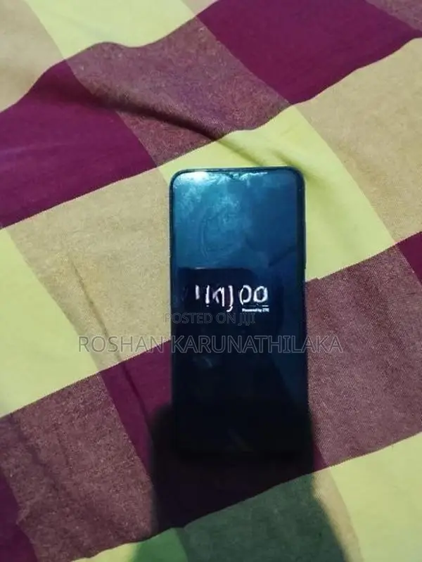 ZTE Nubia V60 (Used)