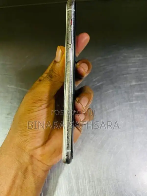 Apple iPhone 11 Pro (Used)