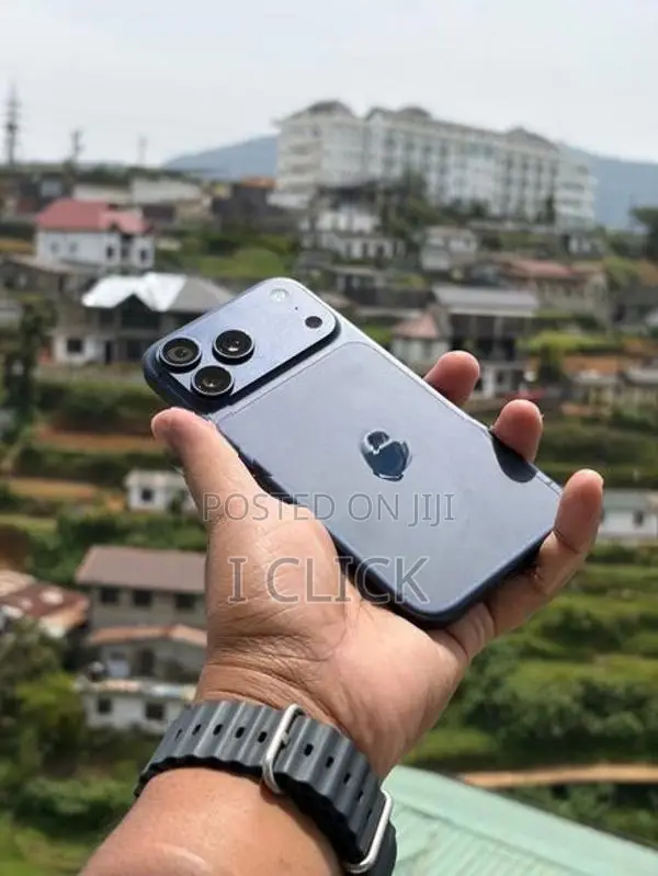 Apple iPhone 17 Pro Max 512GB (Used)
